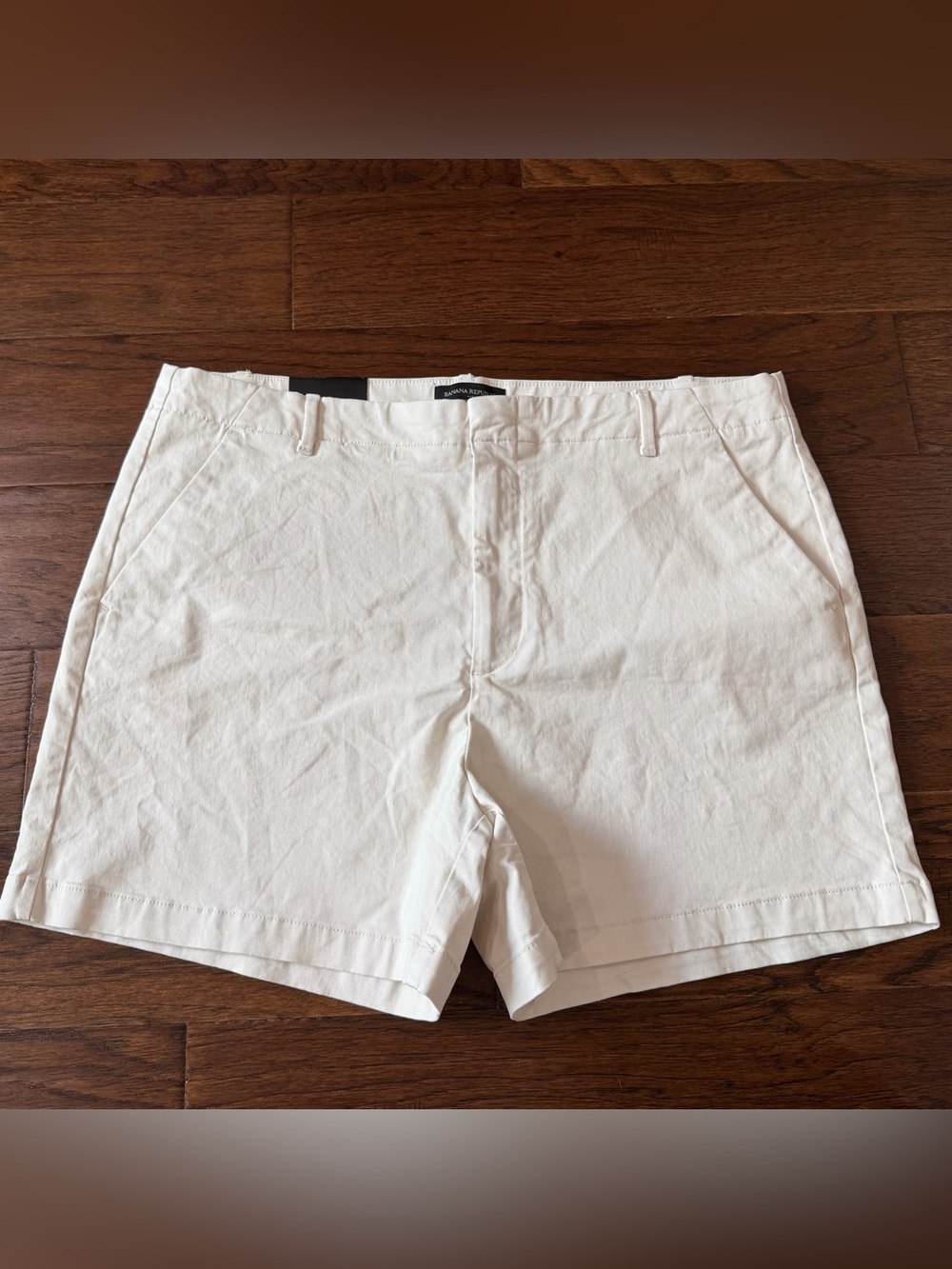 Banana Republic Women Authentic Chino Shorts 16 High Rise Stone Flat Front NWT